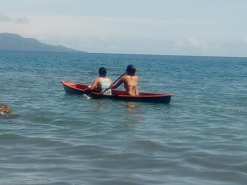 Dolphin View Beach Hotel Ndoma Esterno foto