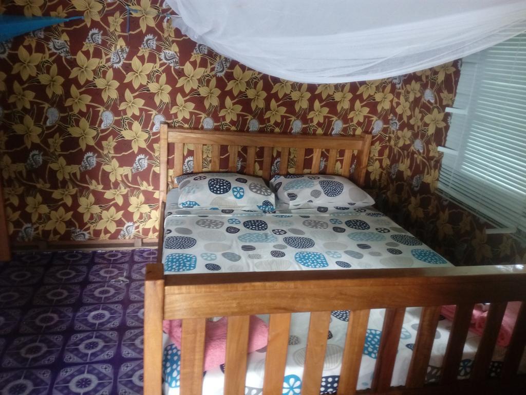 Dolphin View Beach Hotel Ndoma Esterno foto